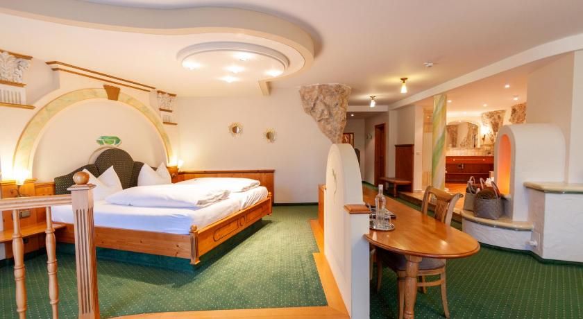 Kristall- & Vitalhotel Bergknappenhof