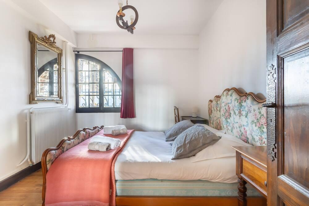 Charming 50's villa with large garden, breathtaking lake view Auvergne - Aydat visuel 3/5 Charming 50's villa with large garden, breathtaking lake view Auvergne - Aydat visuel 3/5