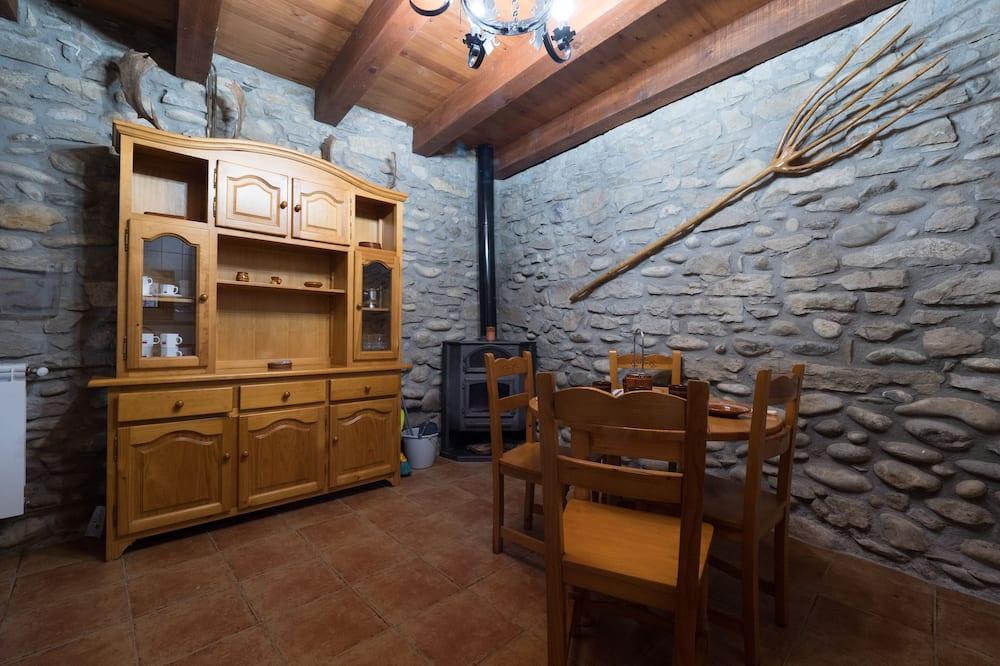 Bungalow -10% from October 7 to 9 Aragon - Grijs visuel 2/5 Bungalow -10% from October 7 to 9 Aragon - Grijs visuel 2/5