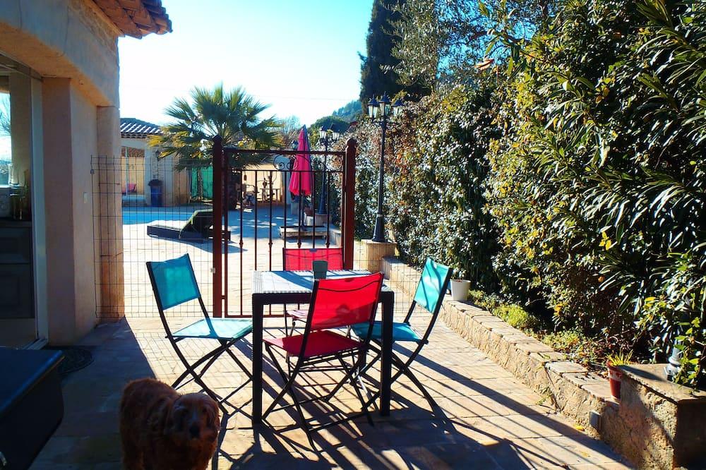 Between Sea And Countryside Air-Conditioned Villa 6 Pers Heated Swimming Pool And Spa Provence-Alpes-Côte d'Azur - Les Arcs sur Argens visuel 4/5 Between Sea And Countryside Air-Conditioned Villa 6 Pers Heated Swimming Pool And Spa Provence-Alpes-Côte d'Azur - Les Arcs sur Argens visuel 4/5