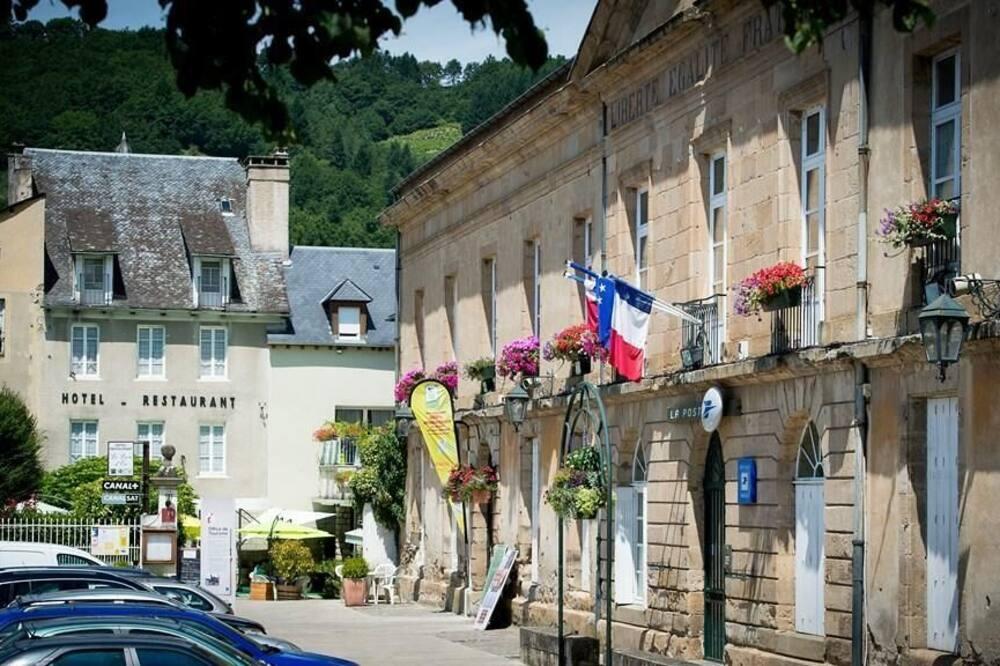 Hotel Le Lion d'Or Midi-Pyreneën - Saint-Geniez-d'Olt visuel 3/5 Hotel Le Lion d'Or Midi-Pyreneën - Saint-Geniez-d'Olt visuel 3/5