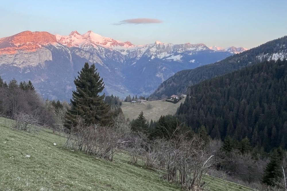 New 4-person Savoyard half-chalet in the mountains Rhône-Alpes - Thorens-Glières visuel 4/5 New 4-person Savoyard half-chalet in the mountains Rhône-Alpes - Thorens-Glières visuel 4/5