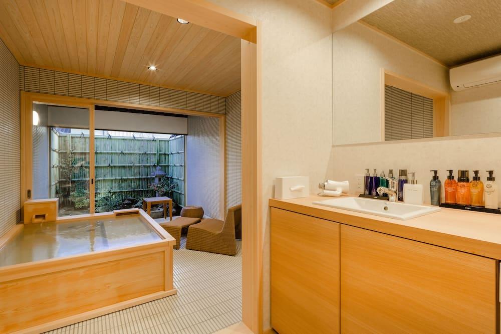 expediav2-519290-f2b151-548487 Arashiyama Benkei