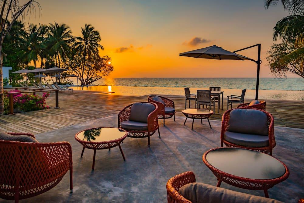 expedia_group-1070009250-56692297-810374 Fiyavalhu Resort Maldives