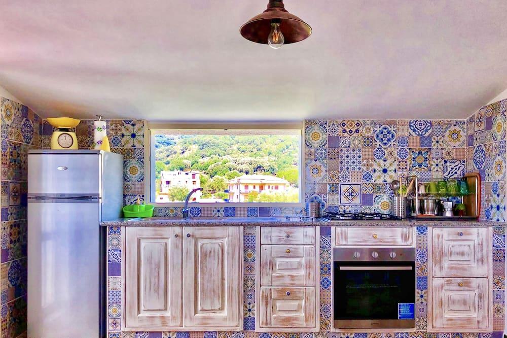 Villa Ines in Palinuro \'Mary Home\' (Sleeps 8) - Campanië - Palinuro visuel 2/5 Villa Ines in Palinuro \'Mary Home\' (Sleeps 8) - Campanië - Palinuro visuel 2/5