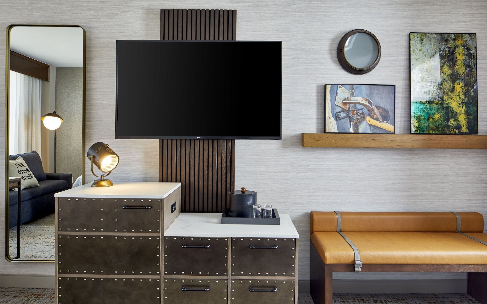 Renaissance Mobile Riverview Plaza Hotel