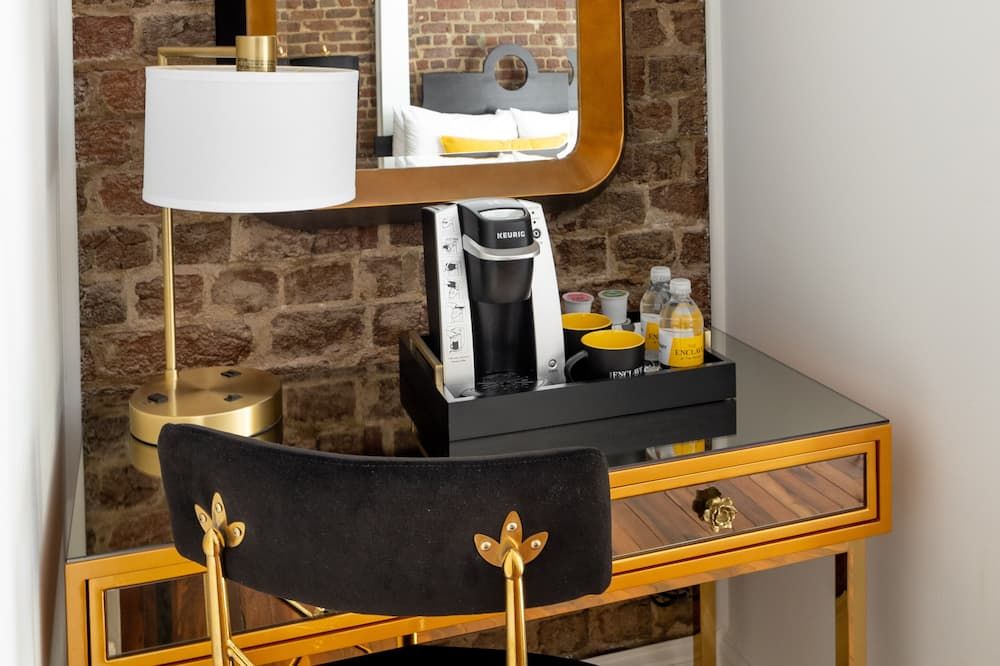 The Vendue, Downtown Art Hotel