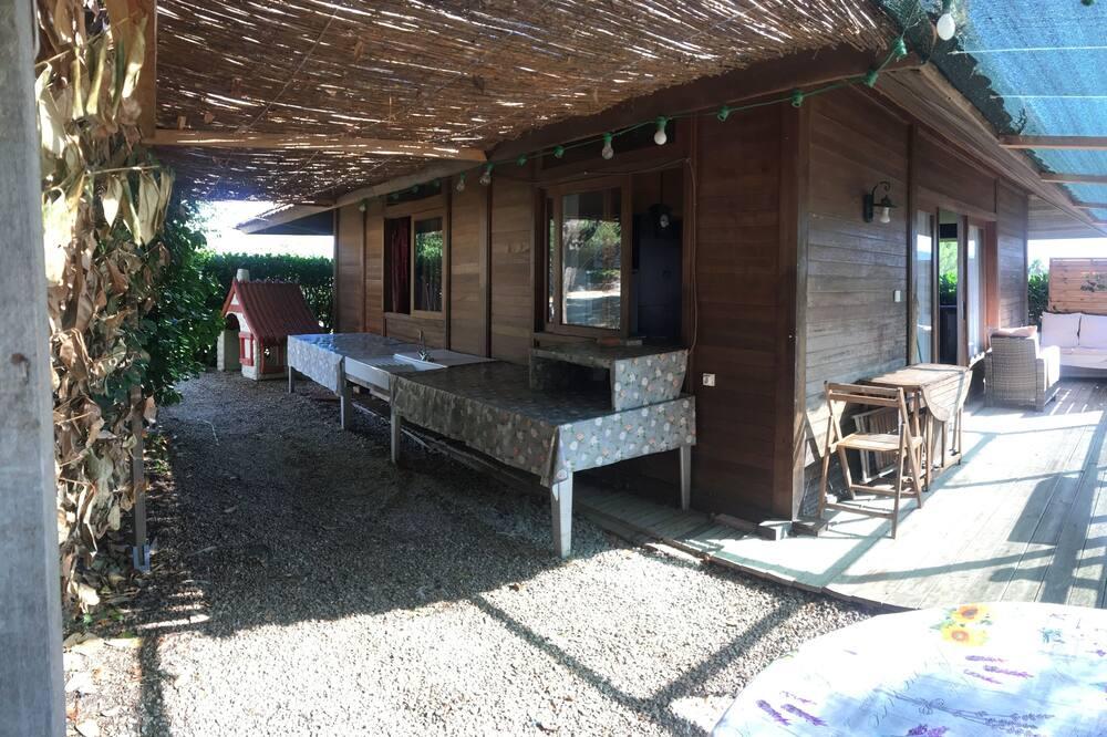 Chalet 4 to 6 persons with swimming pool 20mn from the beach, VAR, Ideal for a family. Provence-Alpes-Côte d'Azur - Les Arcs sur Argens visuel 4/5 Chalet 4 to 6 persons with swimming pool 20mn from the beach, VAR, Ideal for a family. Provence-Alpes-Côte d'Azur - Les Arcs sur Argens visuel 4/5