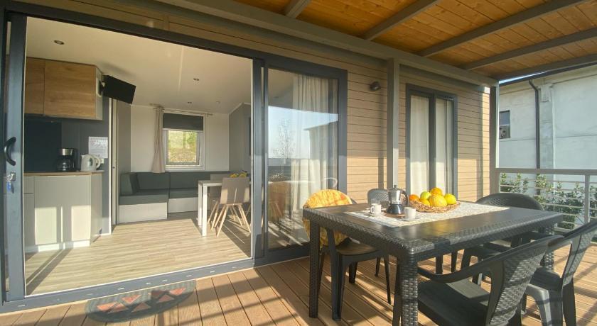 Agricamping Al grappolo diVino Veneto - Lazise visuel 4/5 Agricamping Al grappolo diVino Veneto - Lazise visuel 4/5