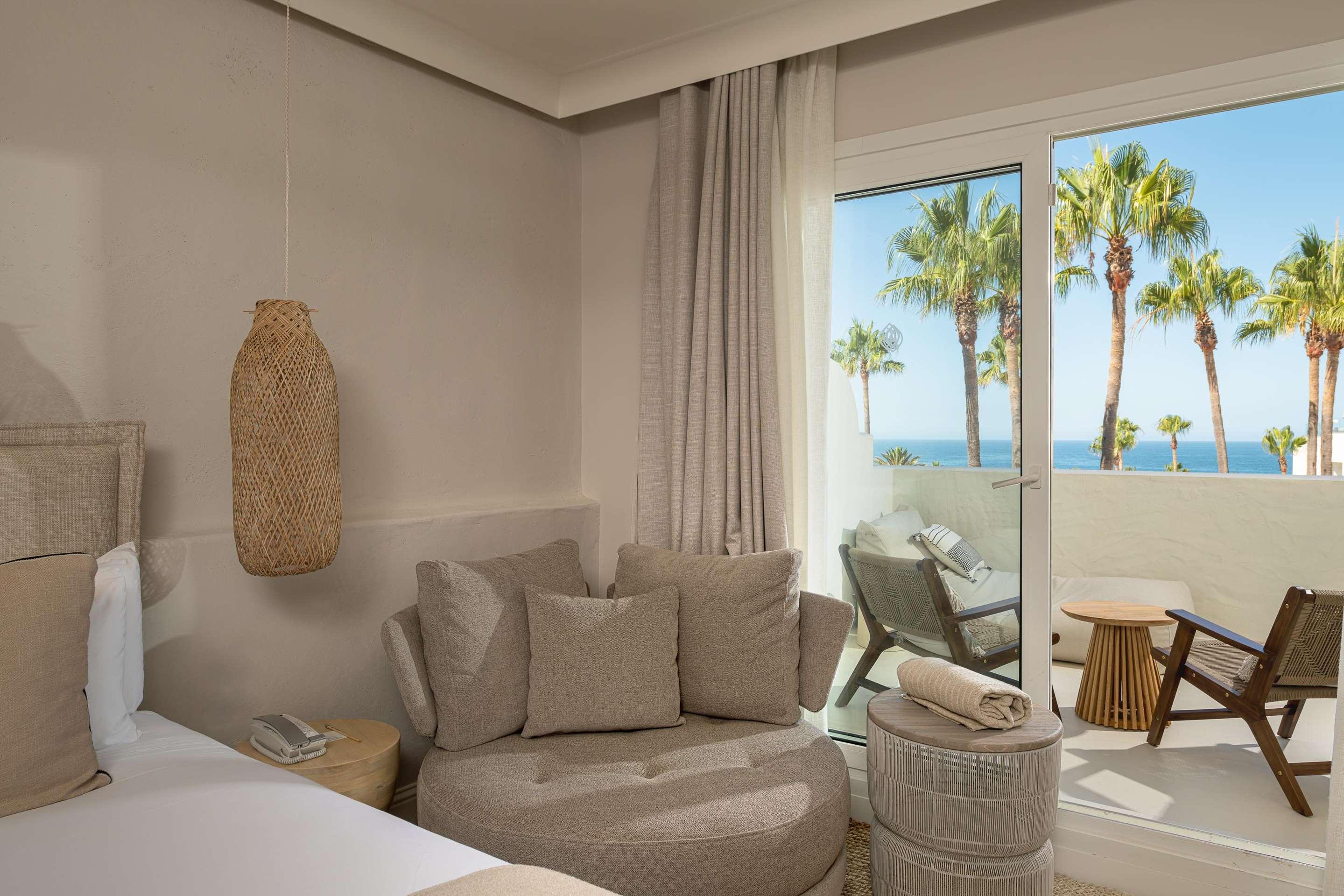 ice-1070823493-fedf37-118653 Daia Slow Beach Hotel Conil