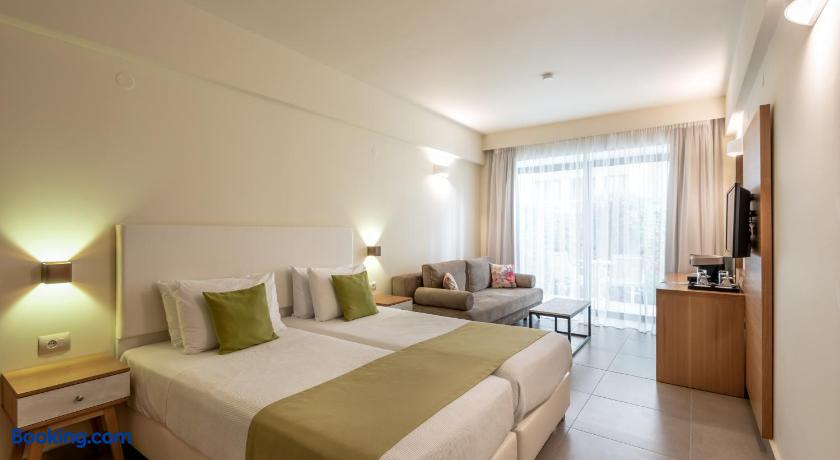 booking-4624765-526969216-634054 Airis Boutique & Suites