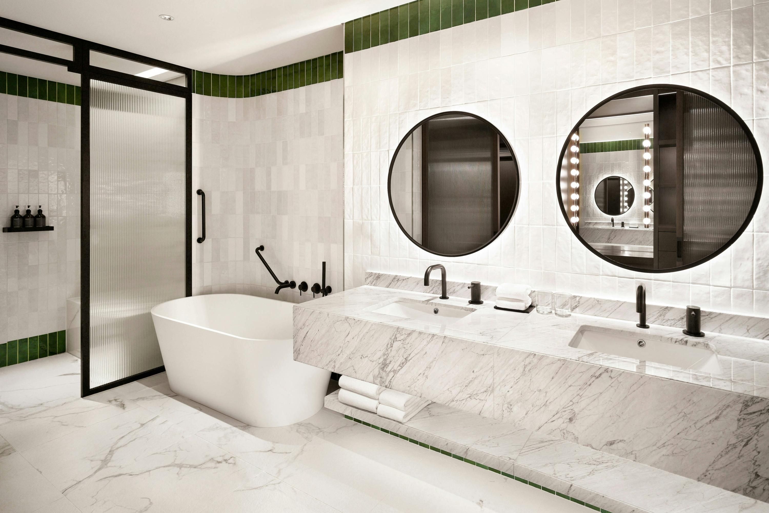 GRAVITY JOSUN Seoul Pangyo, Autograph Collection