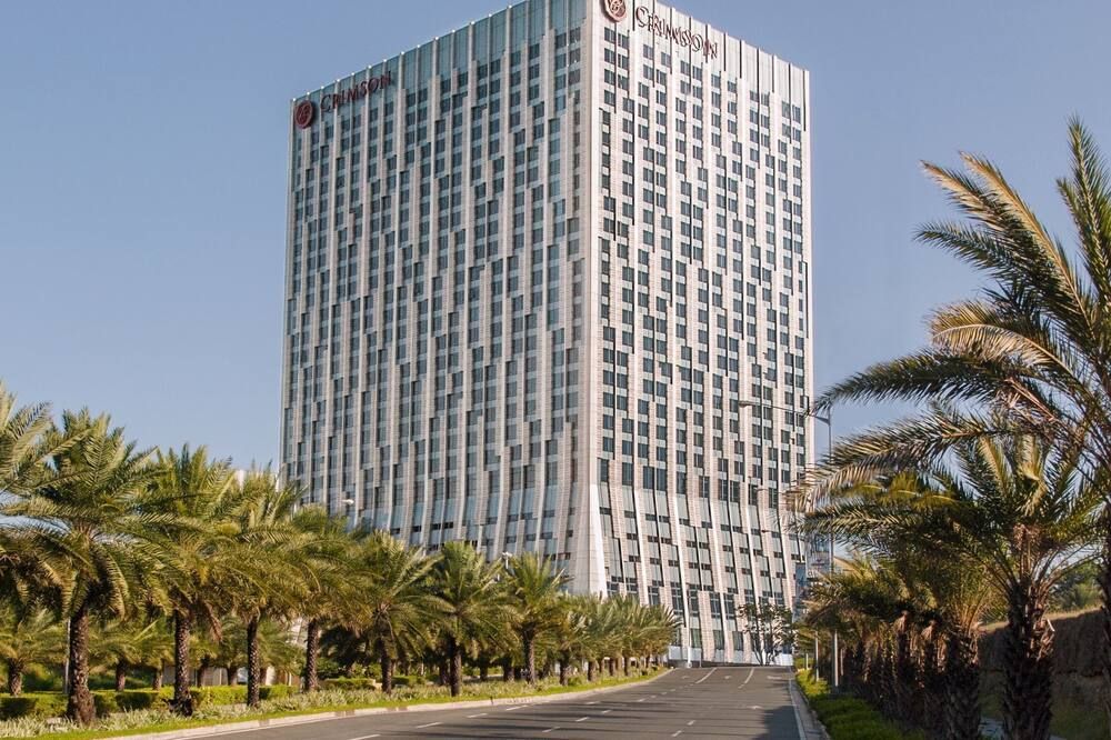 Crimson Hotel Filinvest City, Manila