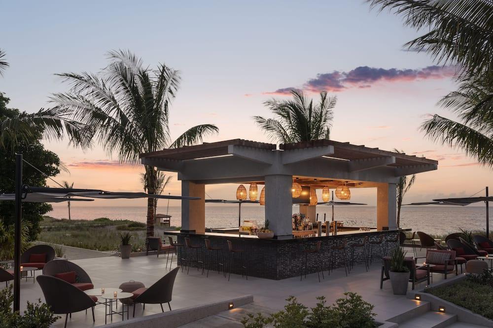 expedia_group-1070328154-6864764-280594 The Ritz-Carlton Residences Turks and Caicos