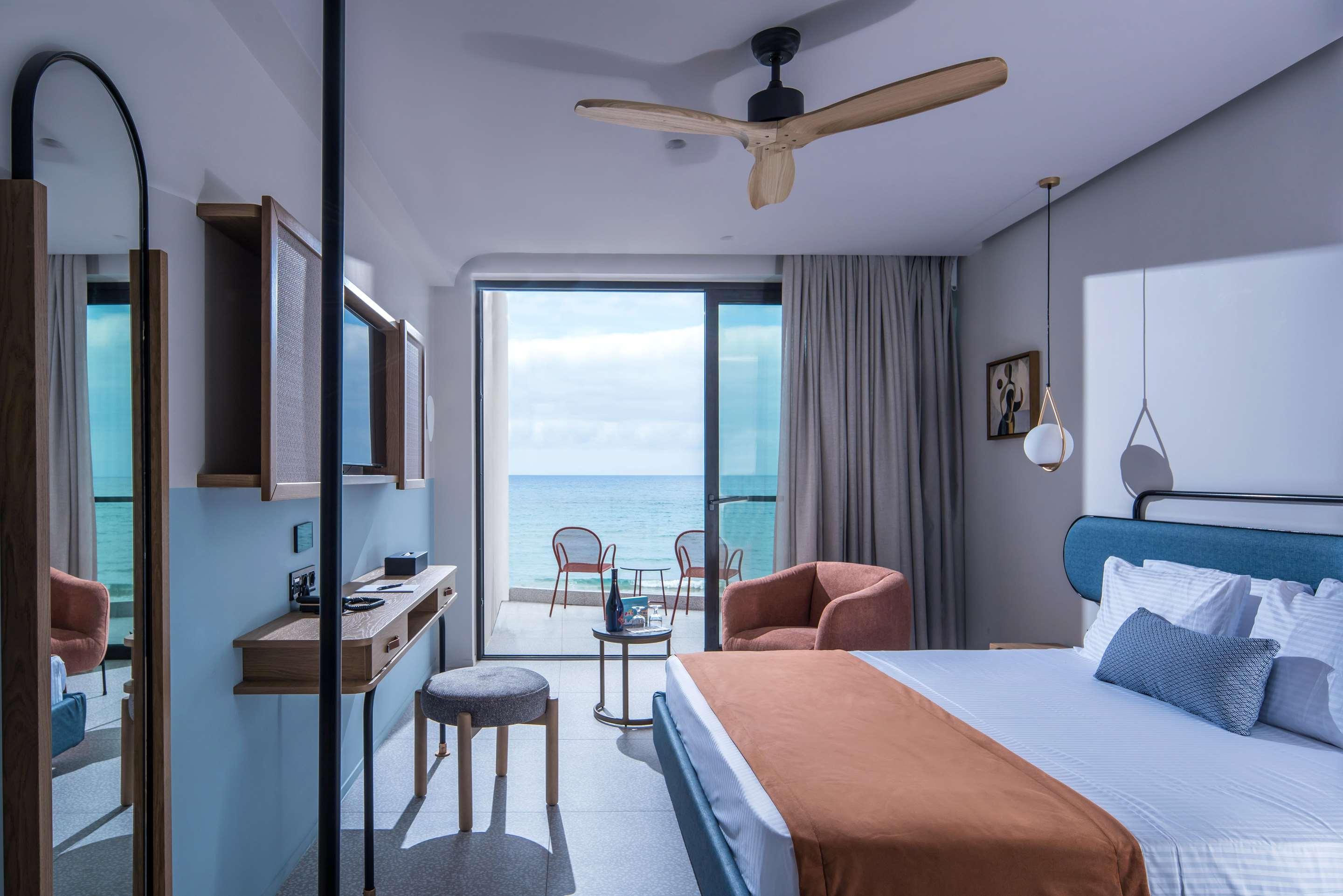 ice-289384-123287460-039736 Harmony Boutique Resort