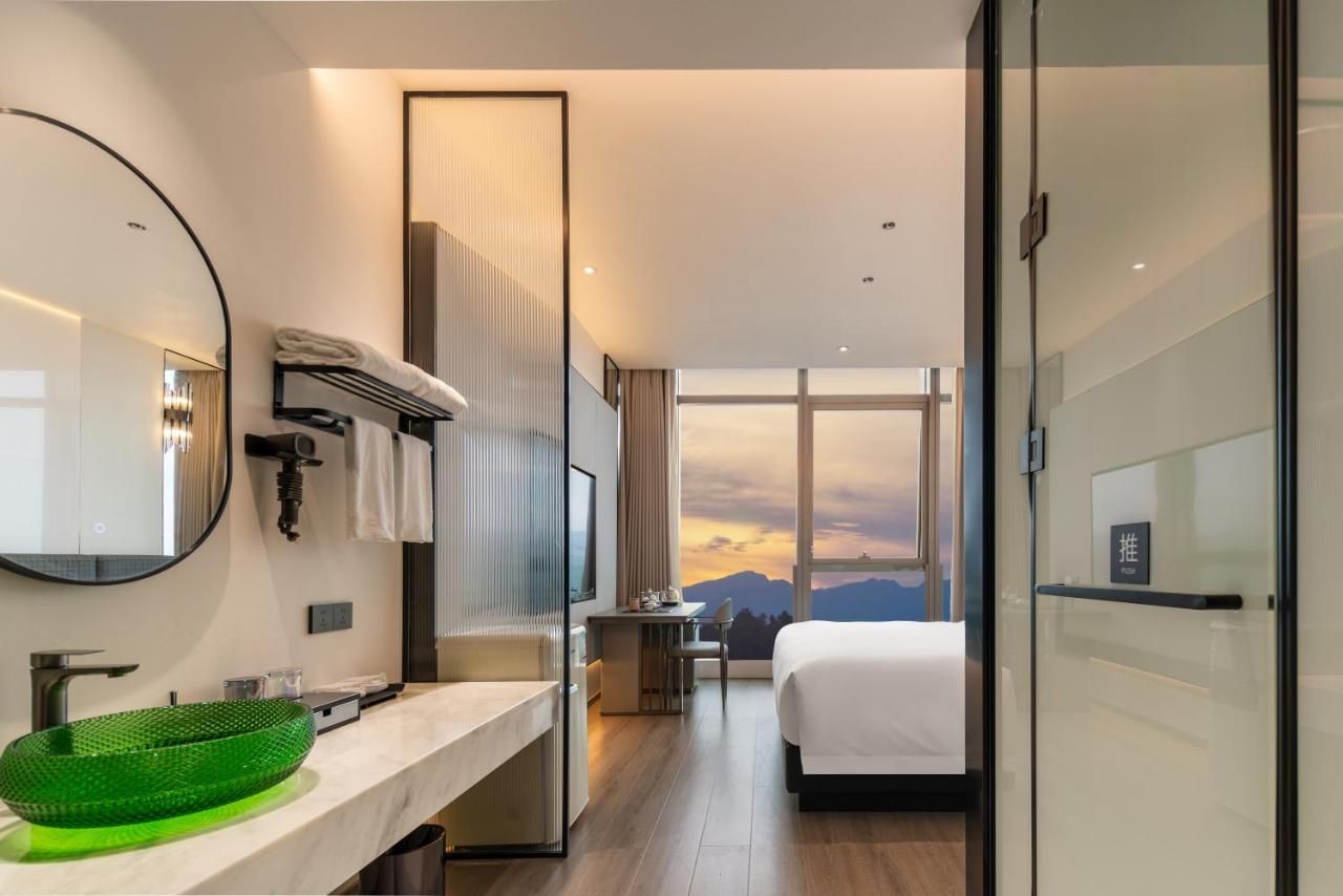 Rigel Hotel-Chongqing Jiefangbei Chaotianmen