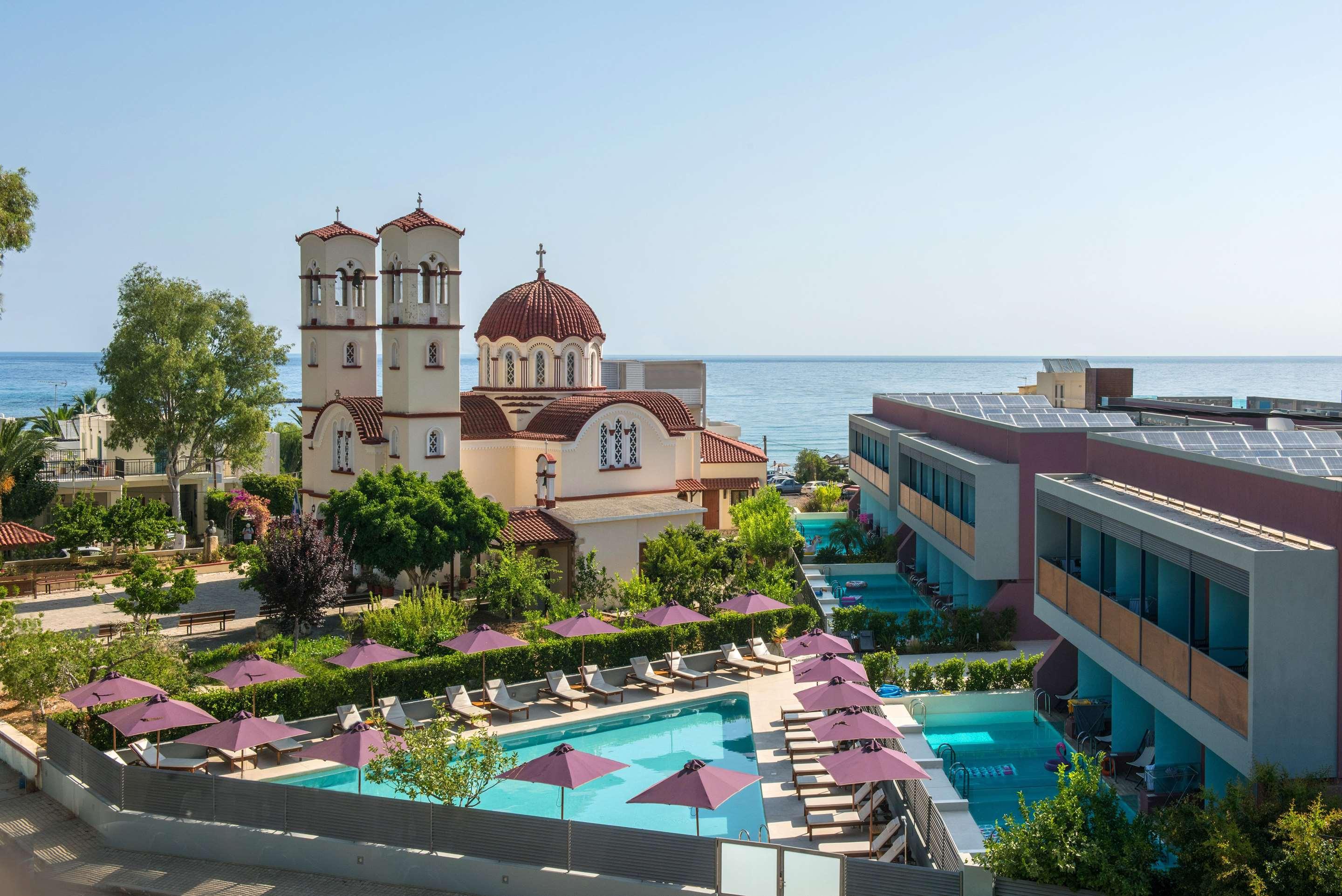 ice-289384-123287537-184824 Harmony Boutique Resort