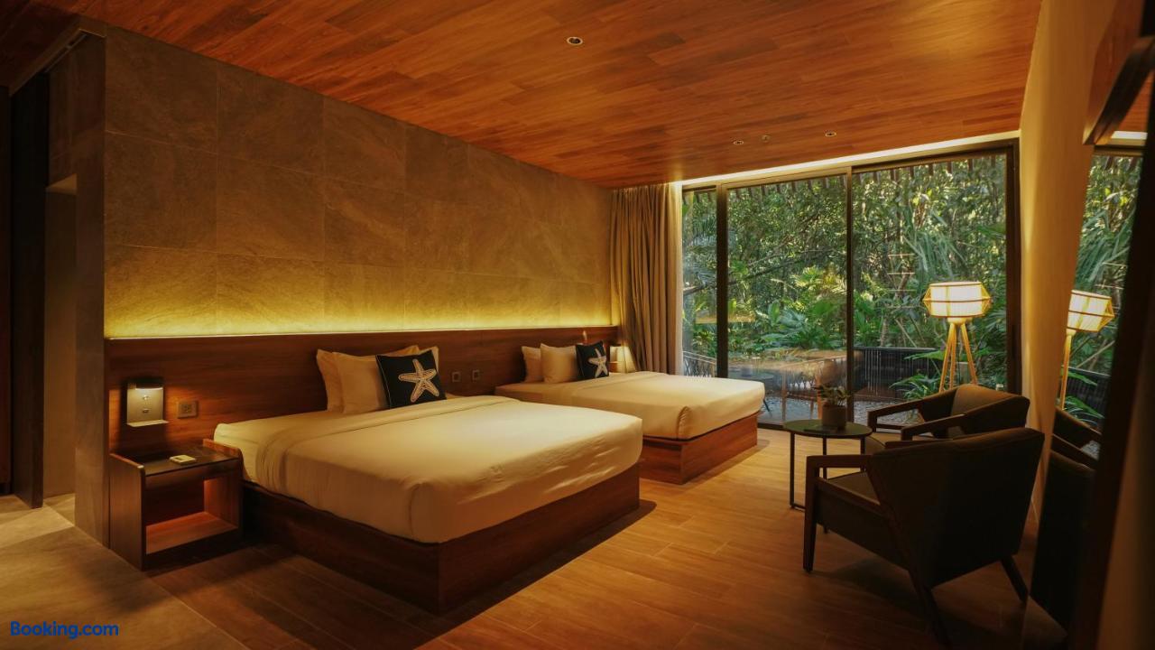 booking-1071323977-638832760-811904 Piece Lio from Japan Managed by H Hospitality Group