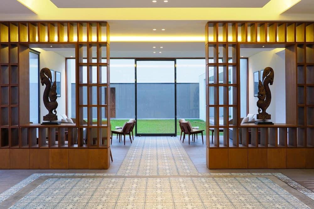 The Bale Phnom Penh by LifestyleRetreats