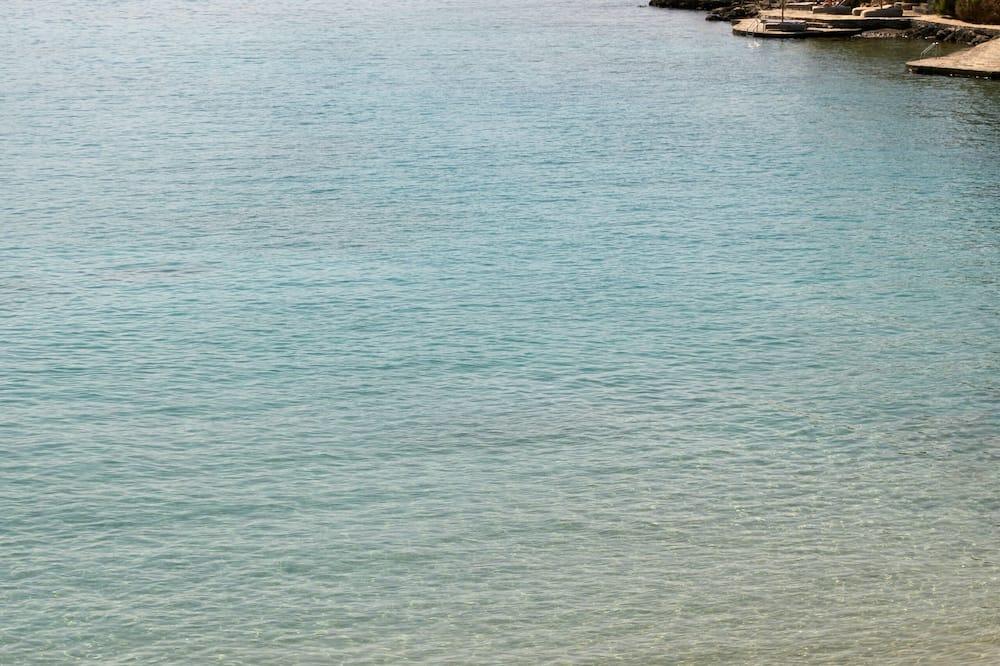 Minos Beach art hotel