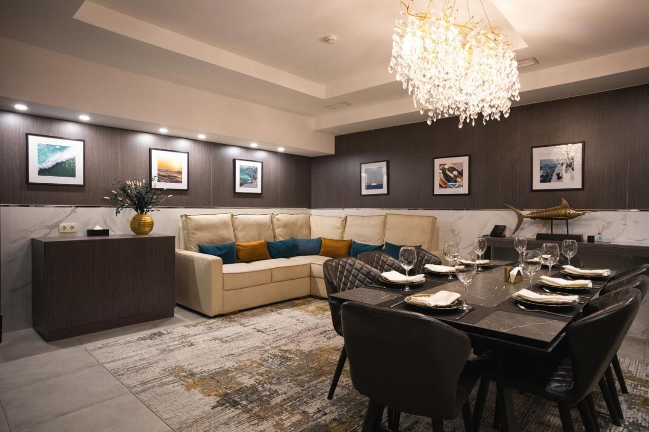 Resident Hotel Kazybek Bi