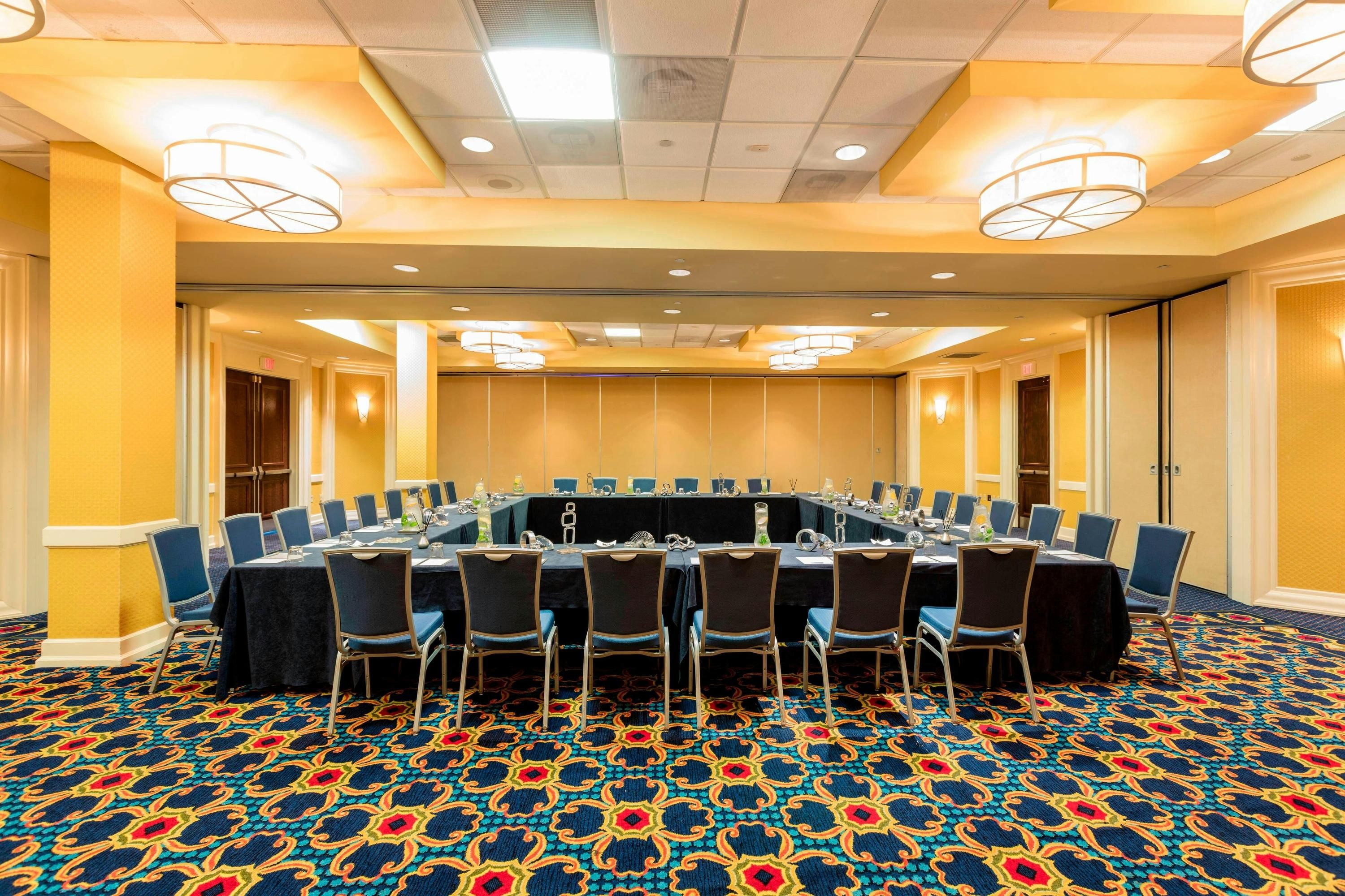 Renaissance Mobile Riverview Plaza Hotel