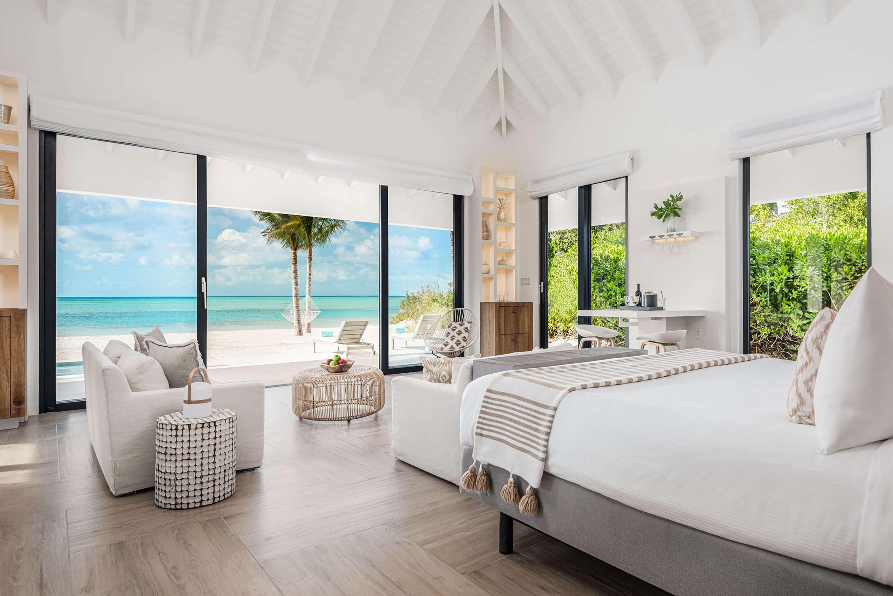 ice-4592231-107641805-386797 The Ambergis Cay