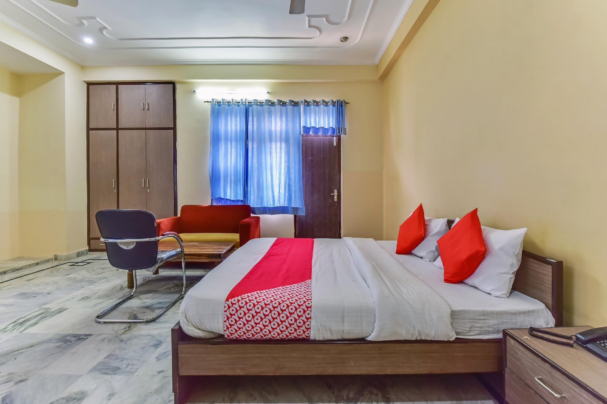 hotel photo