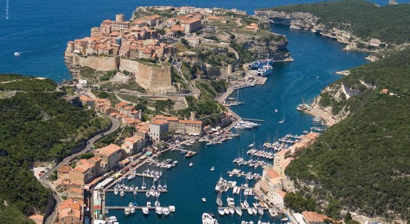 Studio Kalliste Vision Luxe - Corse - Bonifacio visuel 2/5 Studio Kalliste Vision Luxe - Corse - Bonifacio visuel 2/5