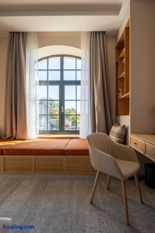 booking-1071097629-523571453-217155 Bordur Wellness Hotel és Szonyegmúzeum