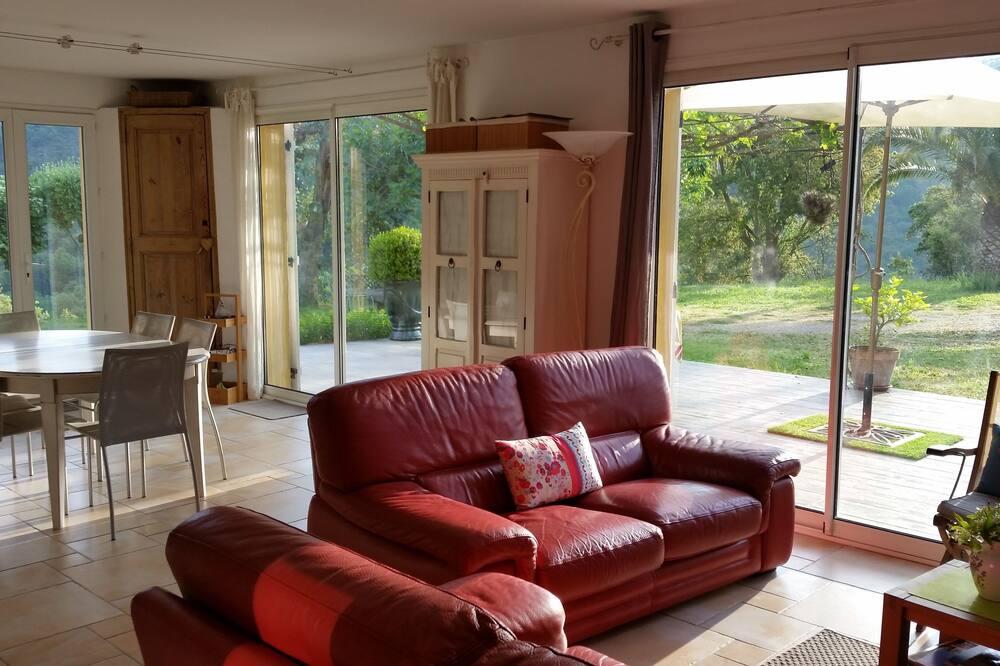 Comfortable villa with private pool and garden, 15 minutes from the sea. Provence-Alpes-Côte d'Azur - Tanneron visuel 5/5 Comfortable villa with private pool and garden, 15 minutes from the sea. Provence-Alpes-Côte d'Azur - Tanneron visuel 5/5