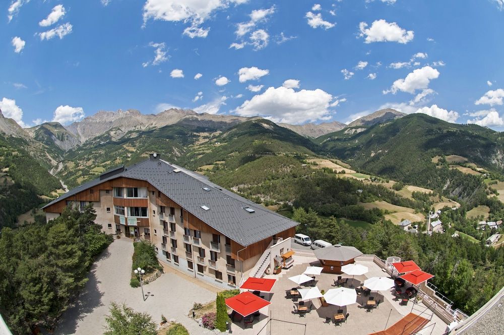 hotel photo