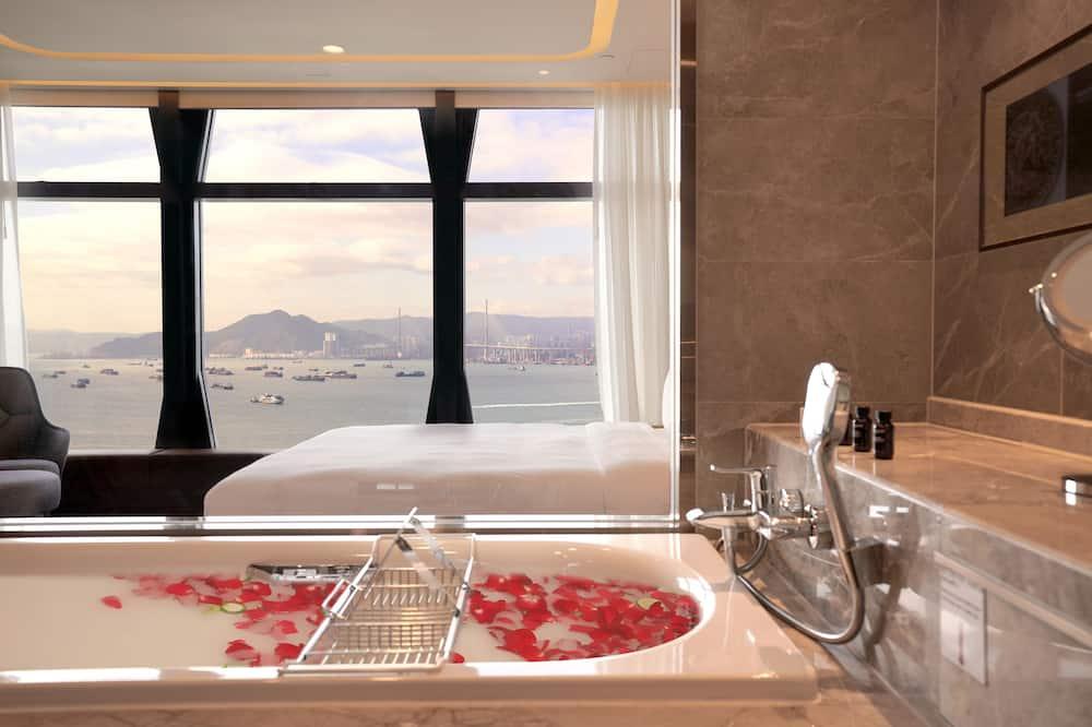 expedia_group-5980022-7adeb9-882529 Oasis Aurum 181 Hotel