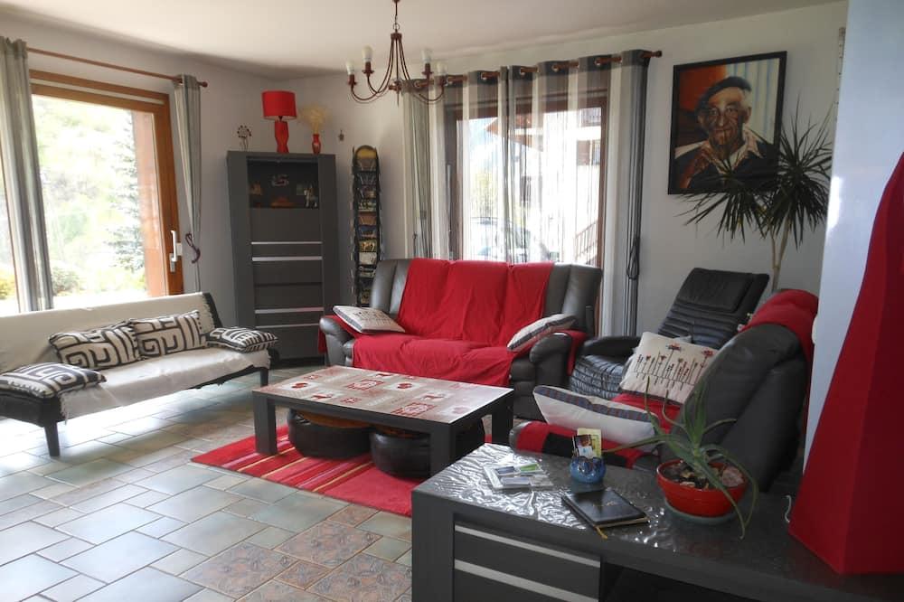 Chalet 'Chez Dany', 8-13 people in Vallouise Ecrins Ski Pelvoux Puy-st-vincent Provence-Alpes-Côte d'Azur - Pelvoux visuel 1/5 Chalet 'Chez Dany', 8-13 people in Vallouise Ecrins Ski Pelvoux Puy-st-vincent Provence-Alpes-Côte d'Azur - Pelvoux visuel 1/5