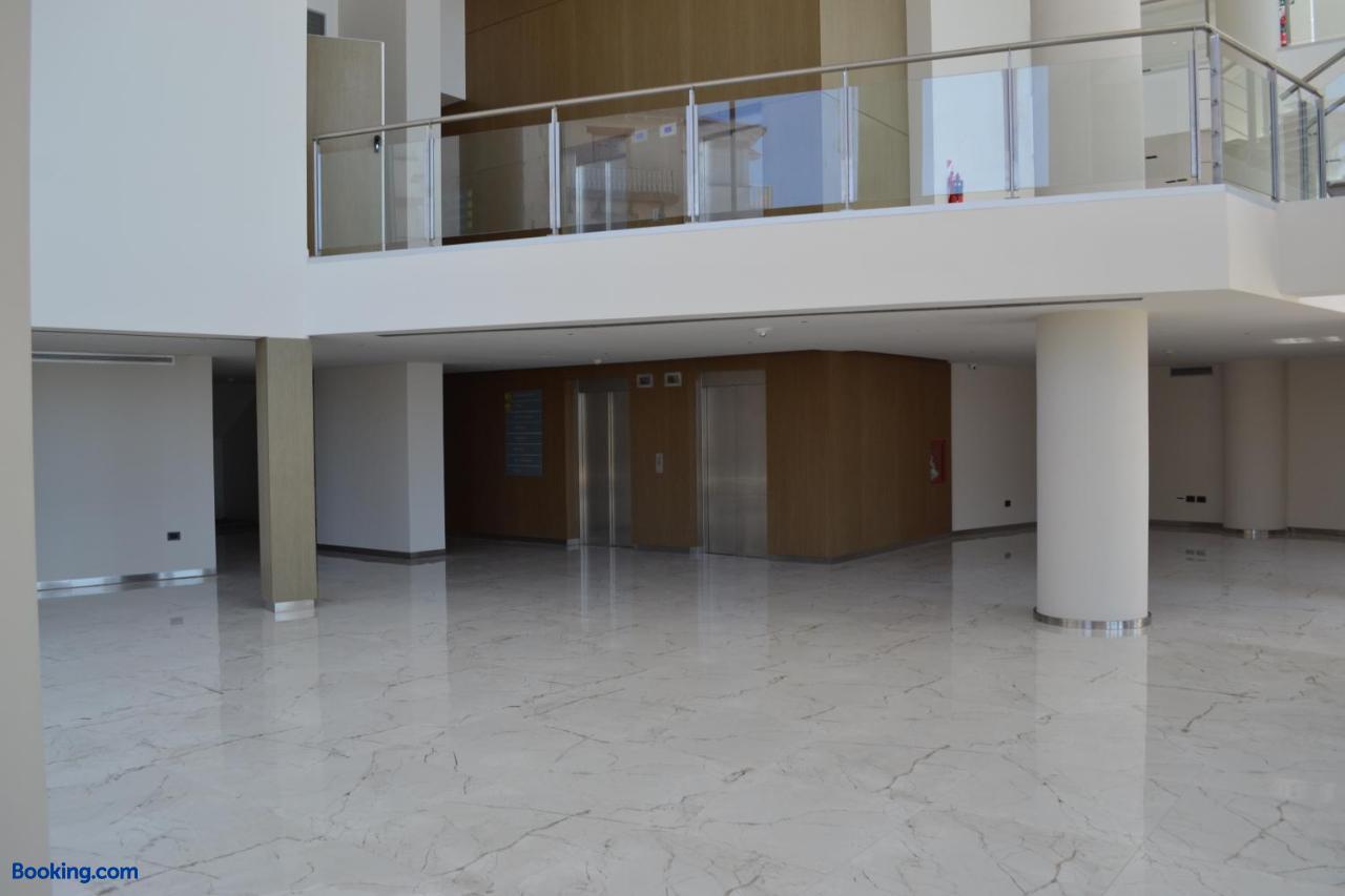 booking-4683235-173484109-404872 Hotel Oscar Lescano