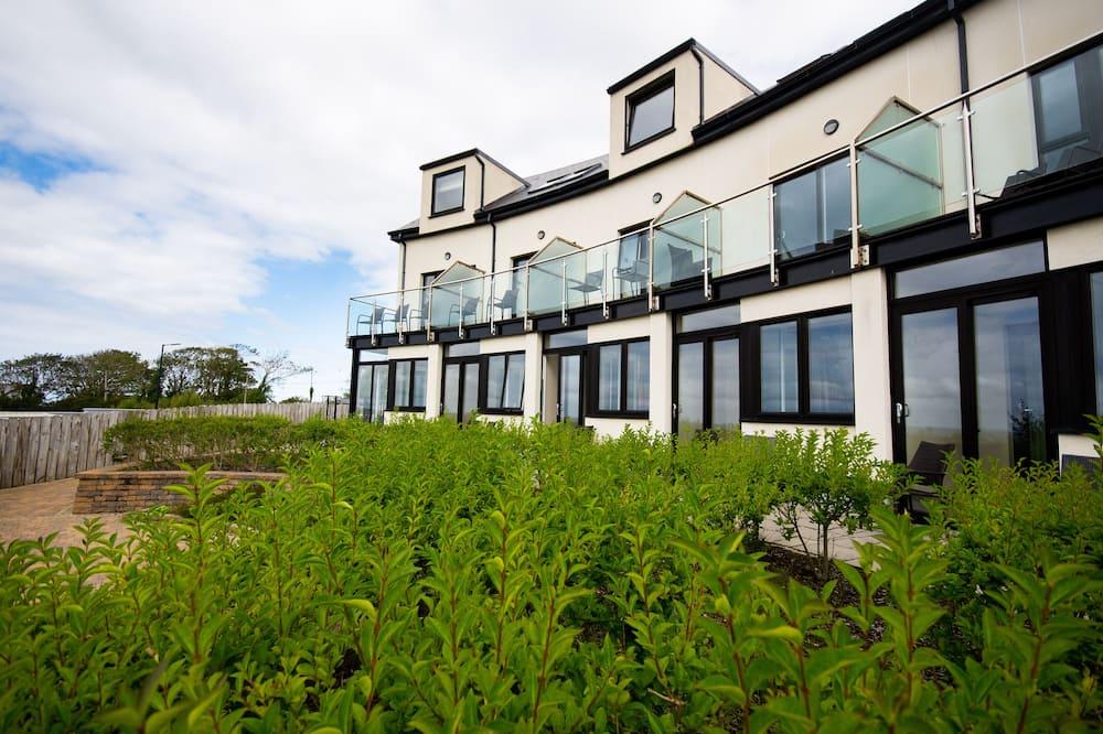 Strandhill Lodge and Suites