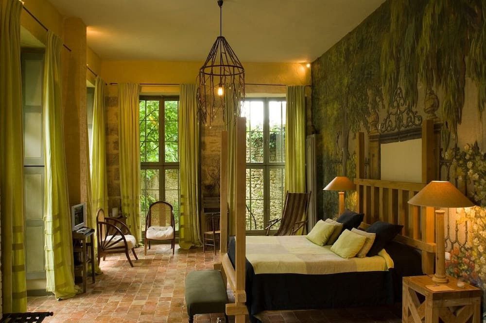 Chateau De Saint Paterne