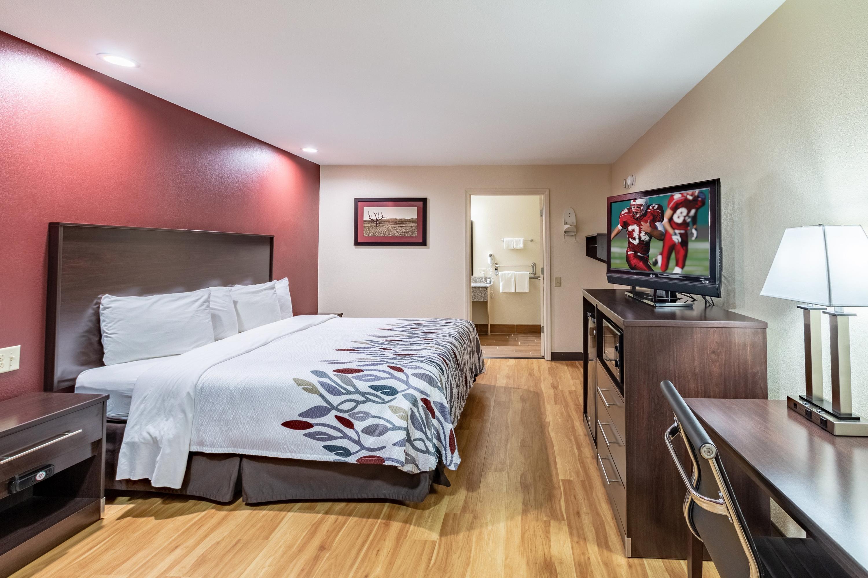 Red Roof Inn Buffalo, TX, Buffalo, TX, United States Compare Deals