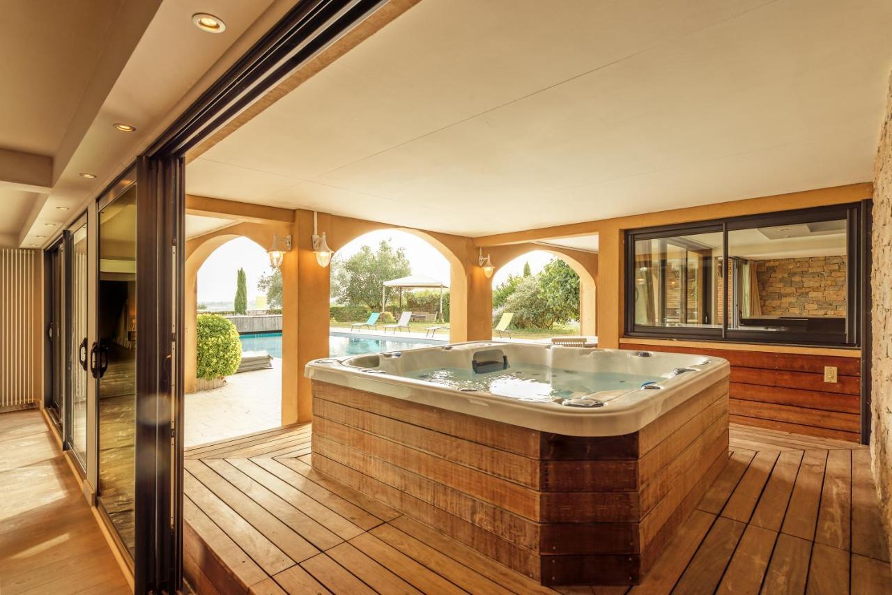 La Villa Bleue, Luxe, Piscine et Spa Midi-Pyreneën - Capdenac-Gare visuel 3/5 La Villa Bleue, Luxe, Piscine et Spa Midi-Pyreneën - Capdenac-Gare visuel 3/5