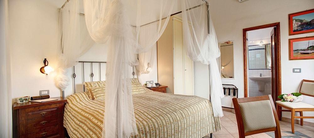 Locanda Del Borgo Ligurië - Sestri Levante visuel 5/5 Locanda Del Borgo Ligurië - Sestri Levante visuel 5/5