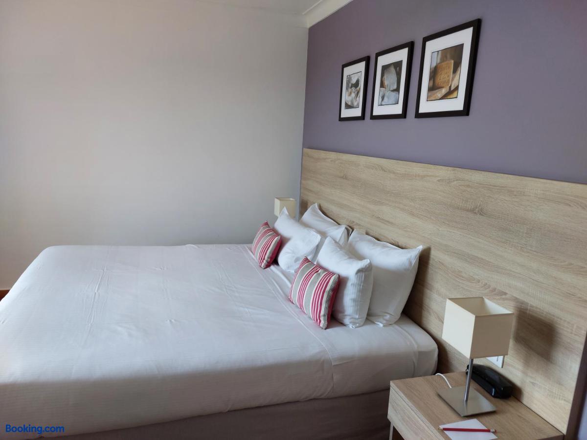 booking-2146285-357071565-042903 Hotel les Bouis