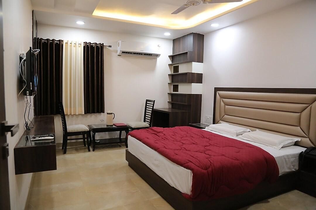 hotel photo