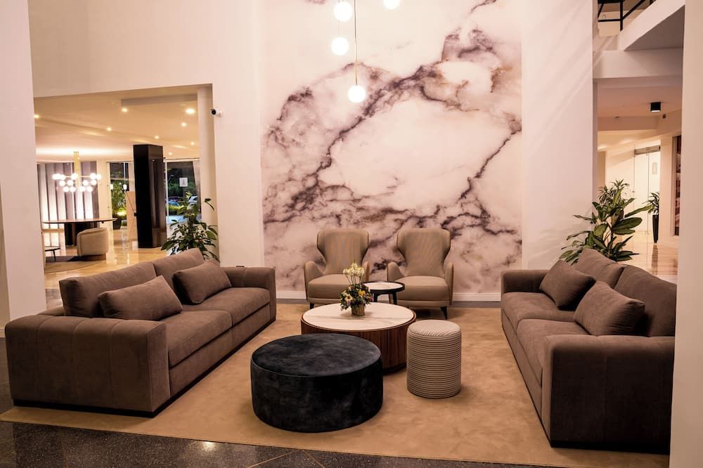 Eurobuilding Tama San Cristobal