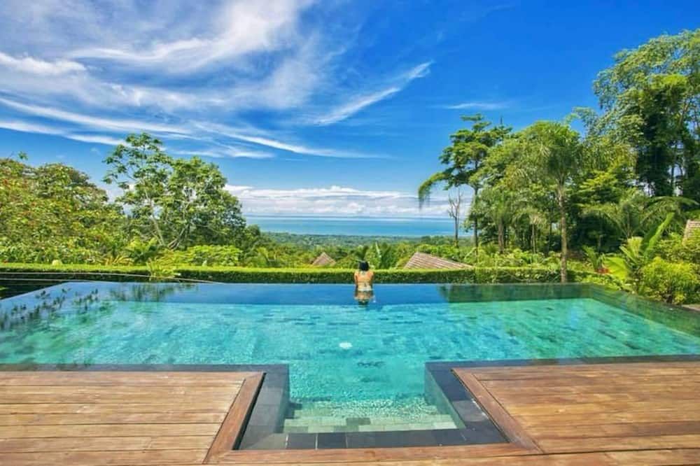 Oxygen Jungle Villas & Spa