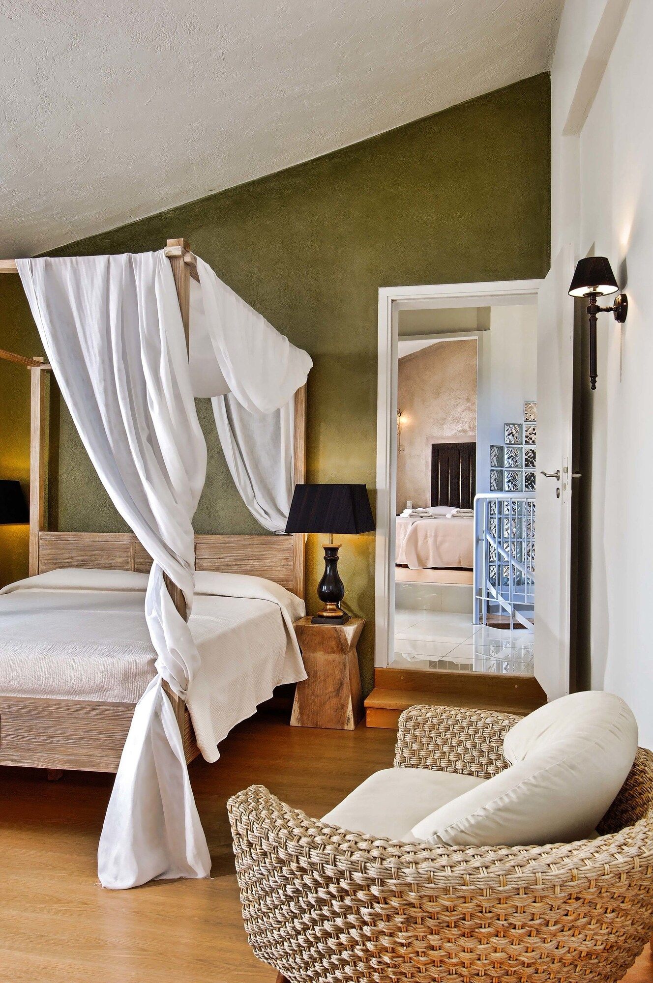 Paradise Island Villas