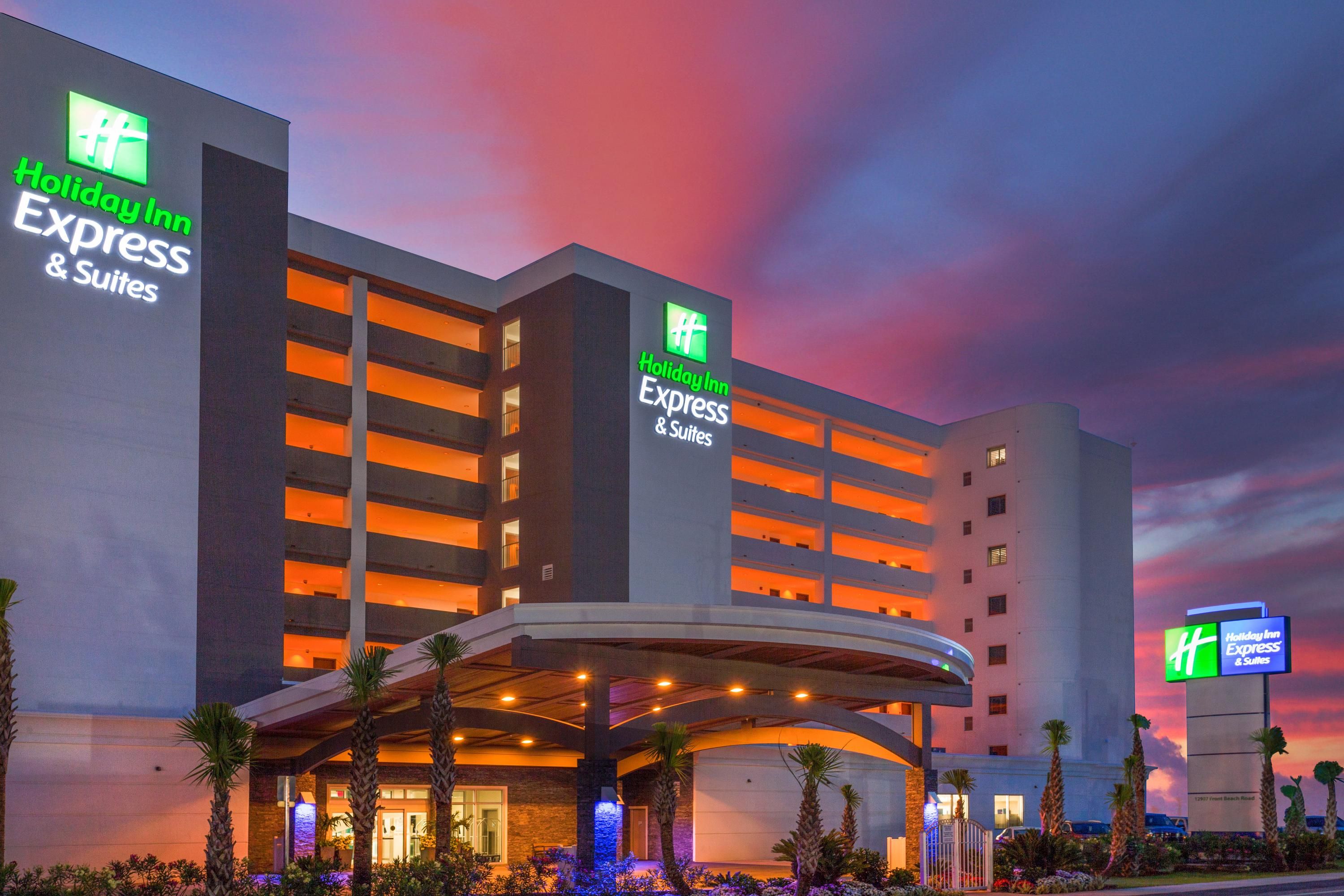 Holiday Inn Express & Suites Panama City Beach Beachfront, An Ihg Hotel 237 (̶6̶0̶0̶