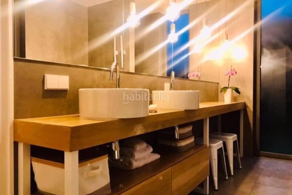 Exclusive fully equipped villa with private pool Catalonië - Olot visuel 3/10 Exclusive fully equipped villa with private pool Catalonië - Olot visuel 3/10