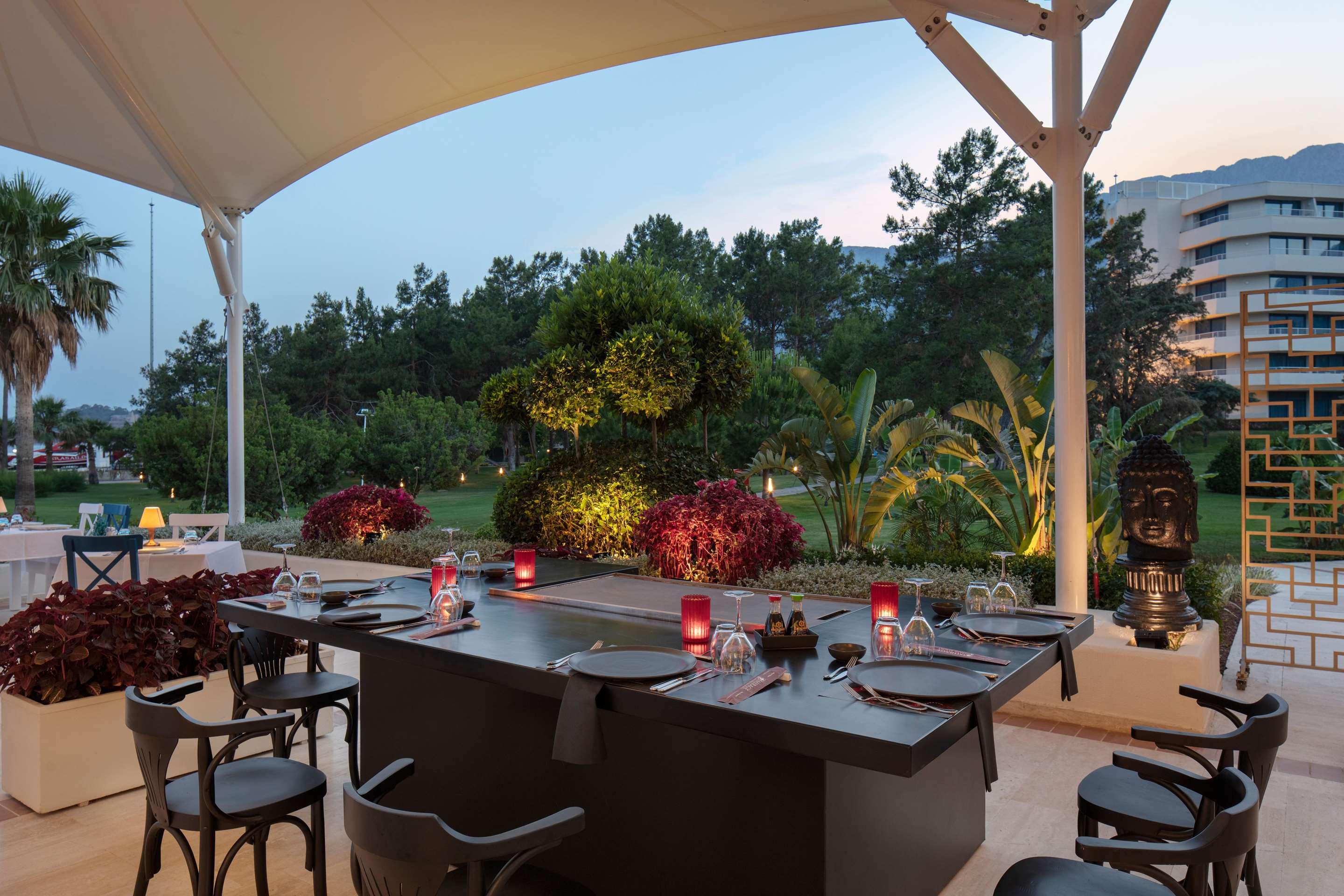 ice-398381-b79267-414323 Mirage Park Resort