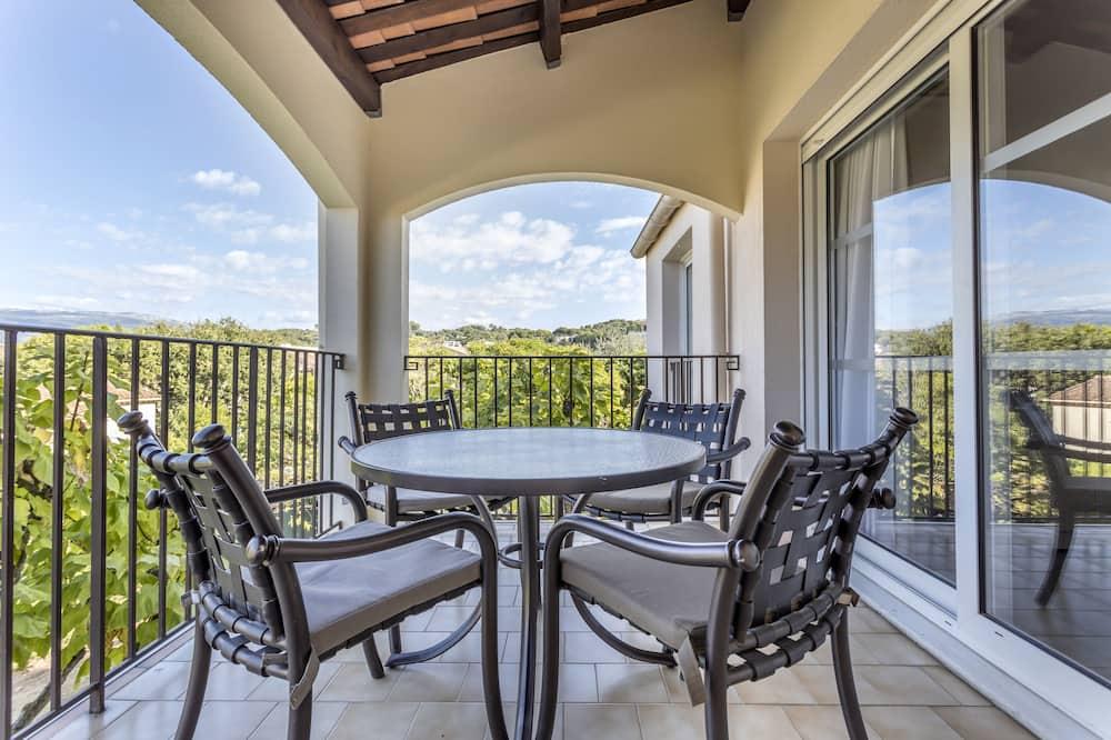 Le Club Mougins Provence-Alpes-Côte d'Azur - Mougins visuel 2/5 Le Club Mougins Provence-Alpes-Côte d'Azur - Mougins visuel 2/5