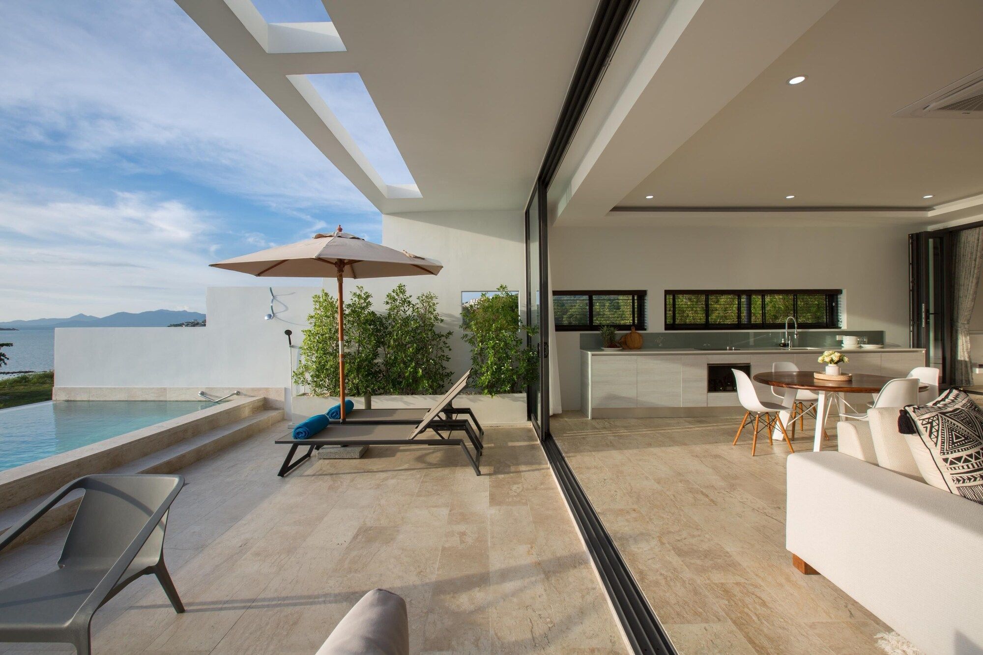 Skye Beach Hotel - Koh Samui